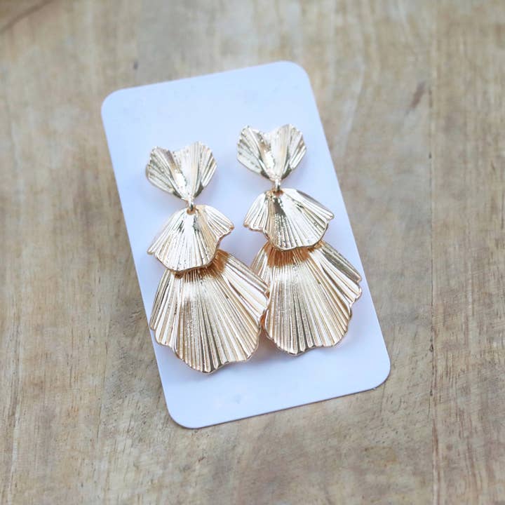 Pierce + Hide - Wholesale Dangle Earrings - Tiered Gold Shell Earring| Southern Earrings| Resort Earring