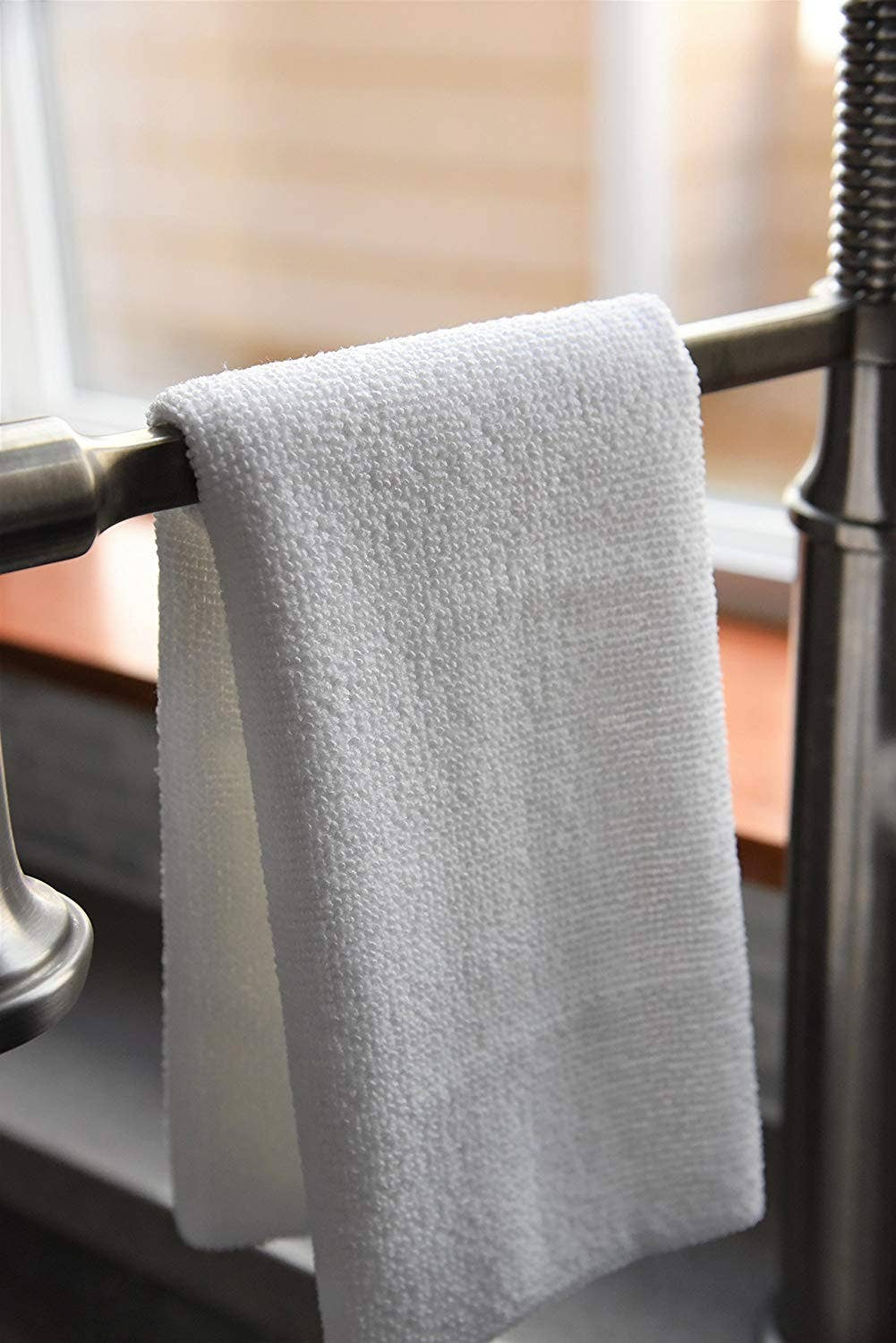 Everplush - Wholesale Cleaning Cloth - Commercial Microfiber Cleaning Cloths, 12 Pack - White4