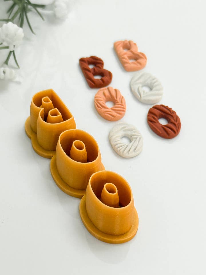 BOO 2025 Polymeerklei Snijder PCC1697 voor wholesale door Tera Clay