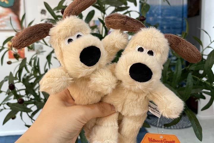 K-Wonderland – Großhandel Schlüsselanhänger – Unisex – Wallace & Gromit & Shaun das Schaf Plüsch-Schlüsselanhänger - 15 cm3