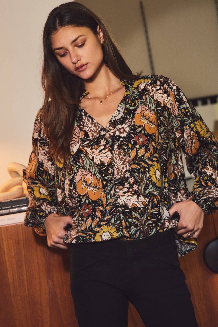 Noir Multi Blouse à imprimé floral en vente sur Faire1