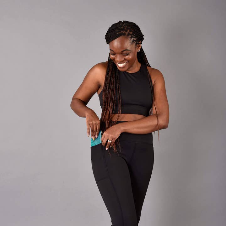 High Rise Core Compression Side Pocket 7/8 Legging for wholesale by Wear Love More LLC