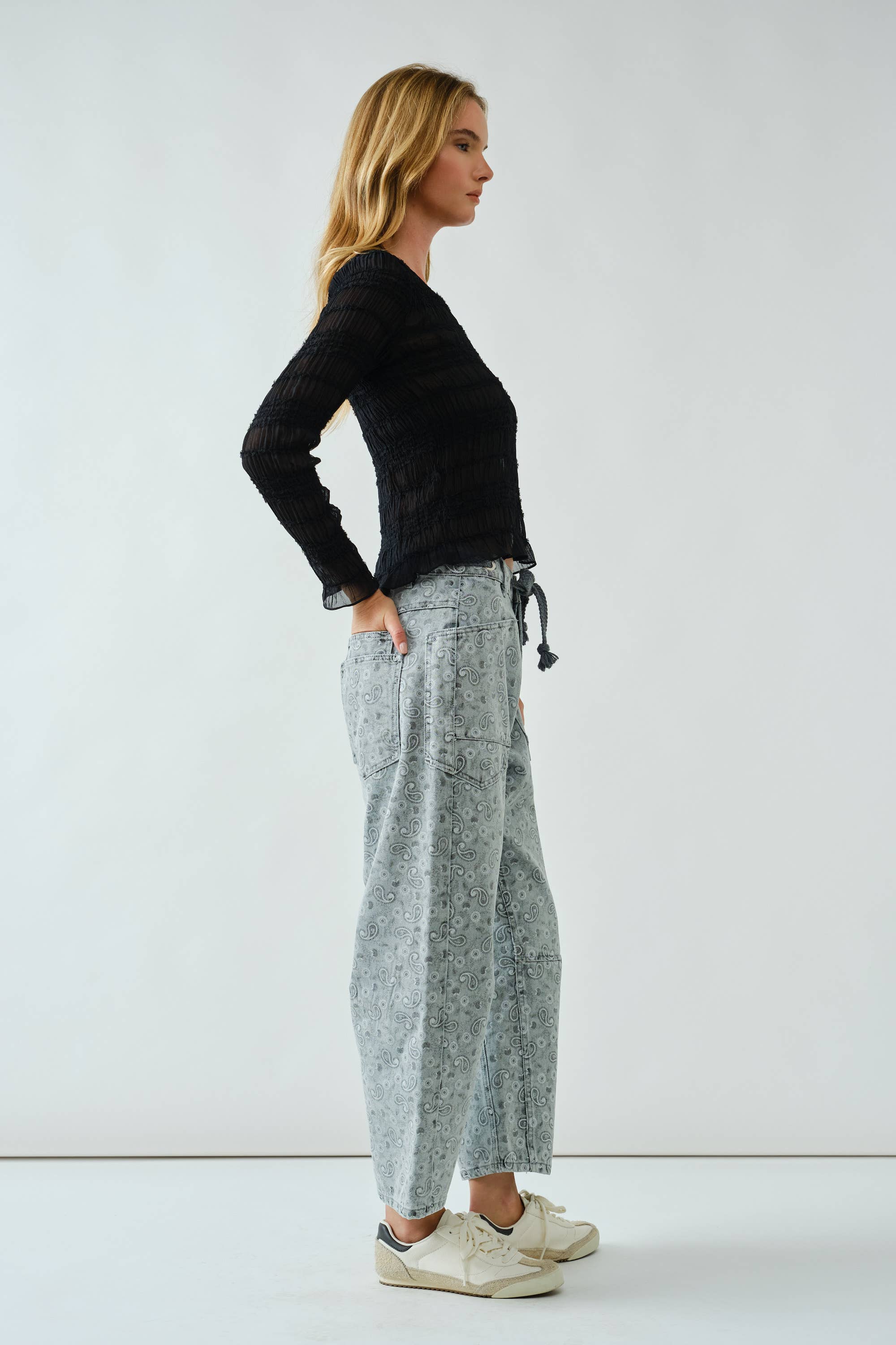 Aaron & Amber - Wholesale Knit Top - Women's - AJT5432 LACE DETAIL SHEER SMOCKING TOP8