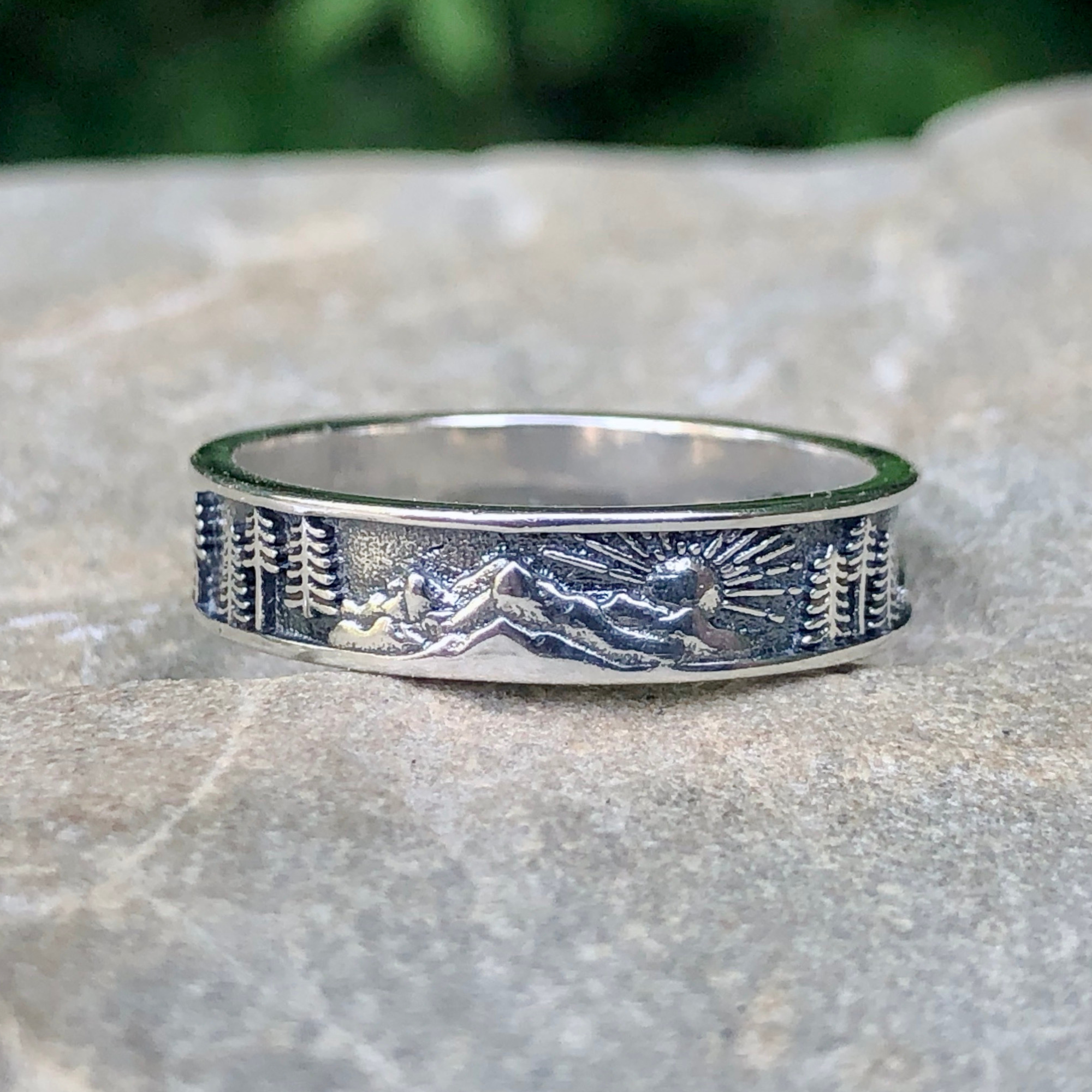 Moonrise Jewelry - Vente Anneau/bague à empiler - Orchestre R-77 Sun, Mountain and Trees4