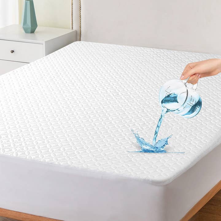 Qatan - Wholesale Mattress Pad/Protector - Waterproof Mattress Protector - Soft, Breathable, Noiseless