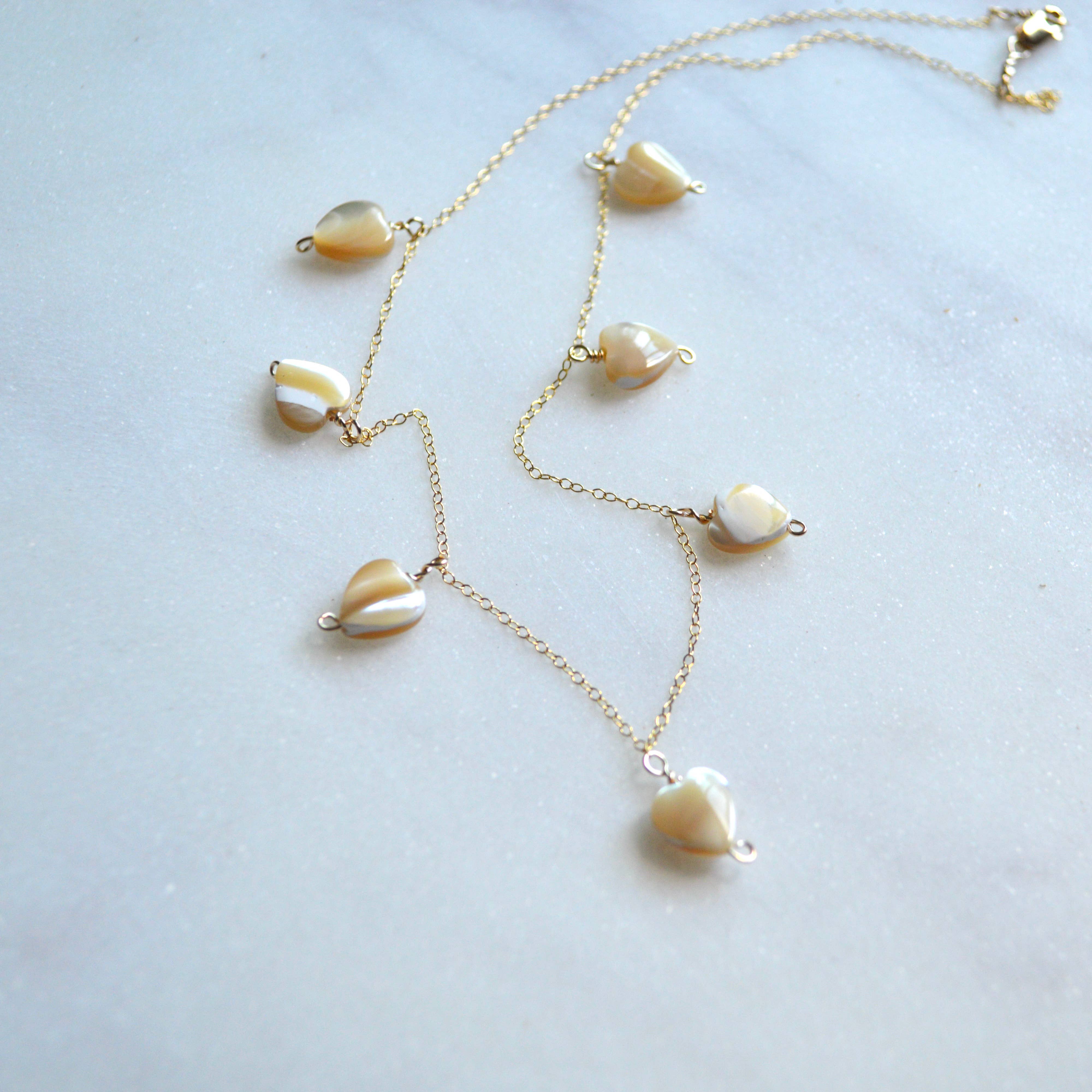 Salty But Sweet - Vendita all'ingrosso Collana con ciondolo/pendaglio - Collana con cuore in madreperla7