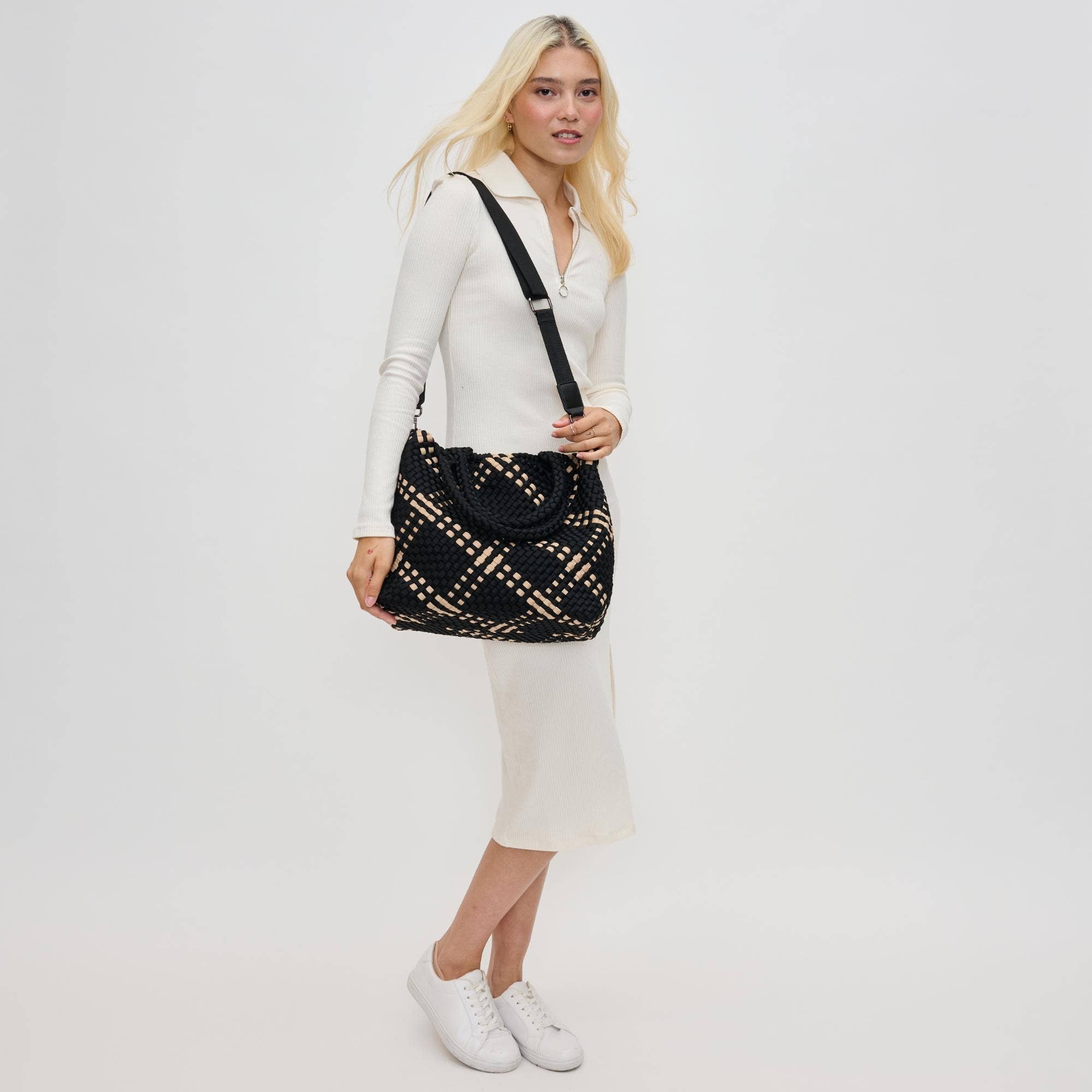 Sol and Selene - Vendita all'ingrosso Borsa tote - Donna - Borsa Media in Neoprene Intrecciato "Sky's The Limit"134