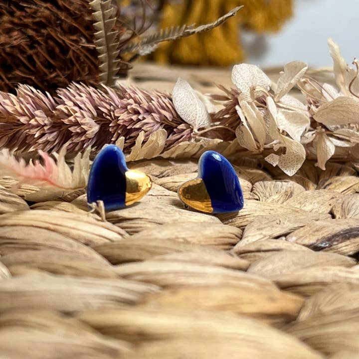 Wolf and Clay Pty Ltd - Wholesale Stud/post earrings - Heart with gold - Ceramic Stud Earrings 2