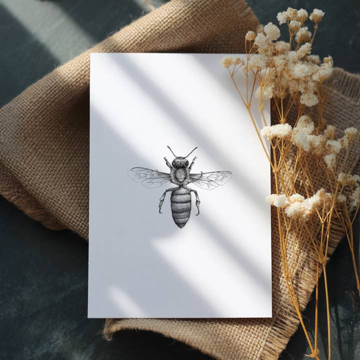 Bee Notecard for wholesale by Vanee.ink