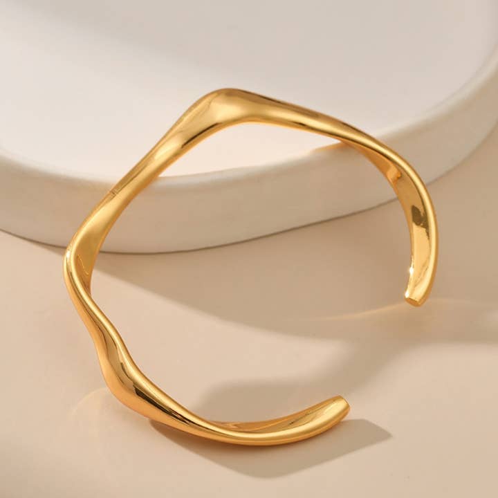 Dipped Shop - Wholesale Cuff Bracelet - Irregular Line Simple Fine Bracelets DP25A727