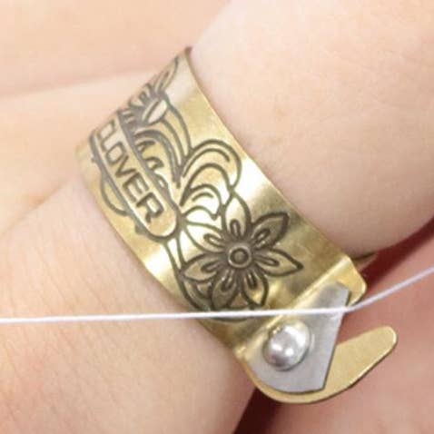 「FUNJI」In Japan - Wholesale Craft Tool - Japanese Thread Cutter Ring: Adjustable Sewing Tool0