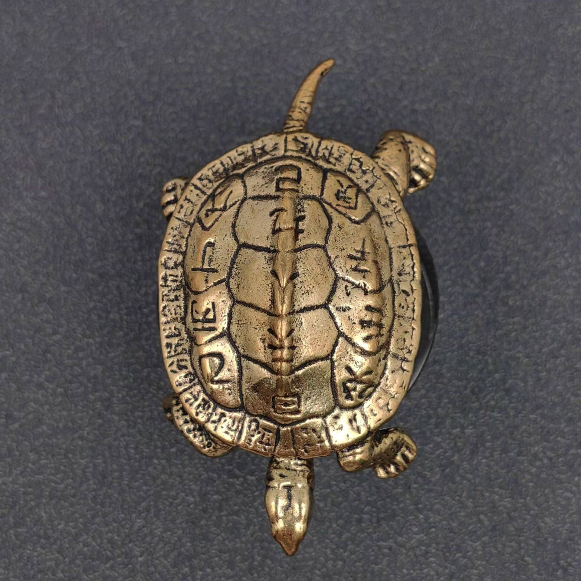 Mio Queena - Wholesale Decorative Figurine - Brass Chinese Divination Style Turtle Desktop Ornaments4
