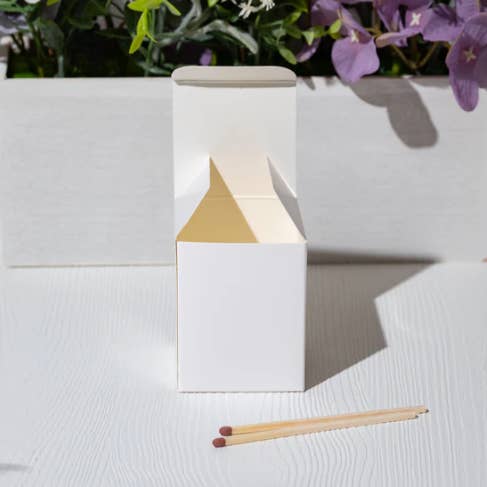 Calon Home - Wholesale Candle holder - Wholesale Candle Boxes in Black or White