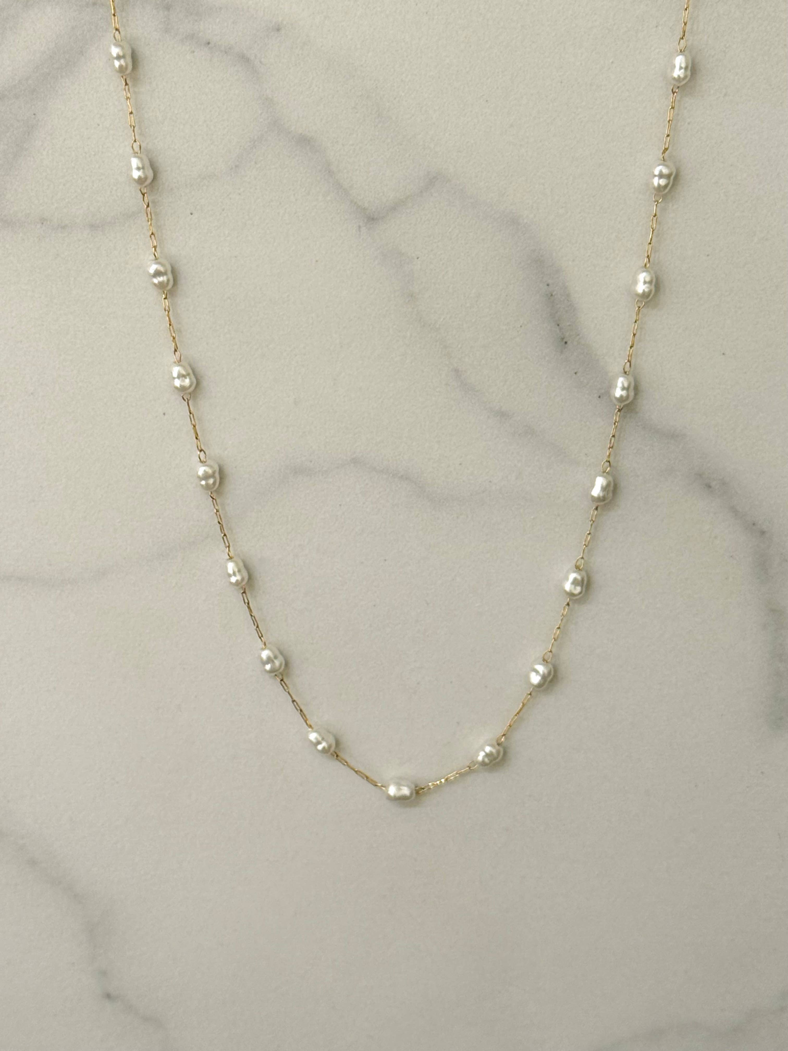 Cassette Barcelona - Wholesale Beaded/pearl necklace - Kiko Pearl Look Necklace