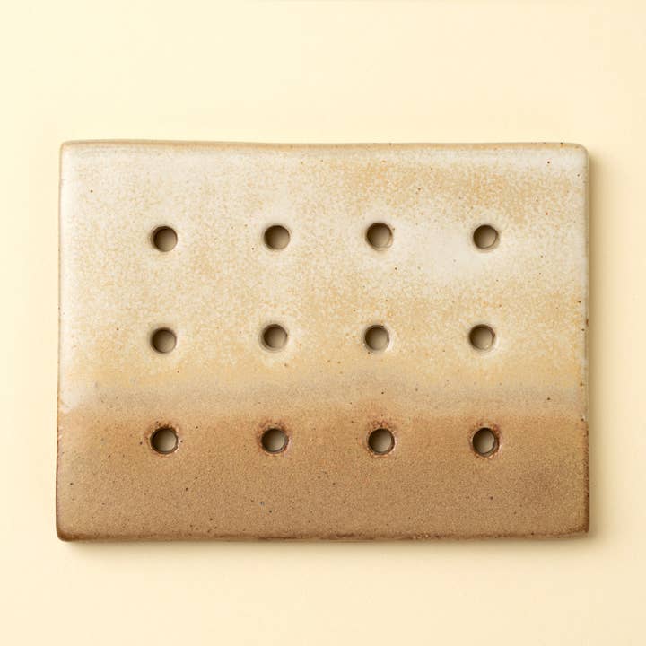 Ombre Soap Dish, Dots for wholesale by Indaba Trading