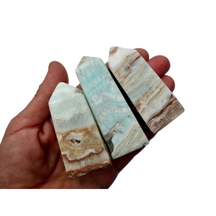 Kaia & Crystals – wholesale Spiritual stone/crystal – Caribbean Calcite Tower (100g - 200g)6