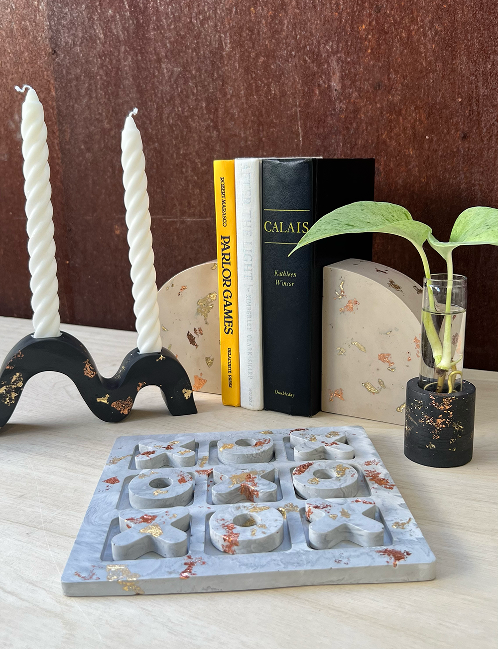 Well Hello Studio - Wholesale Board Game - Gold Rush Tic Tac Toe6