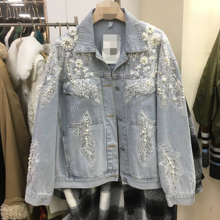 PEACH ACCESSORIES - Wholesale Denim Jacket - Women's - Romantic Floral & Pearl Light Blue Denim Jacket DNM015