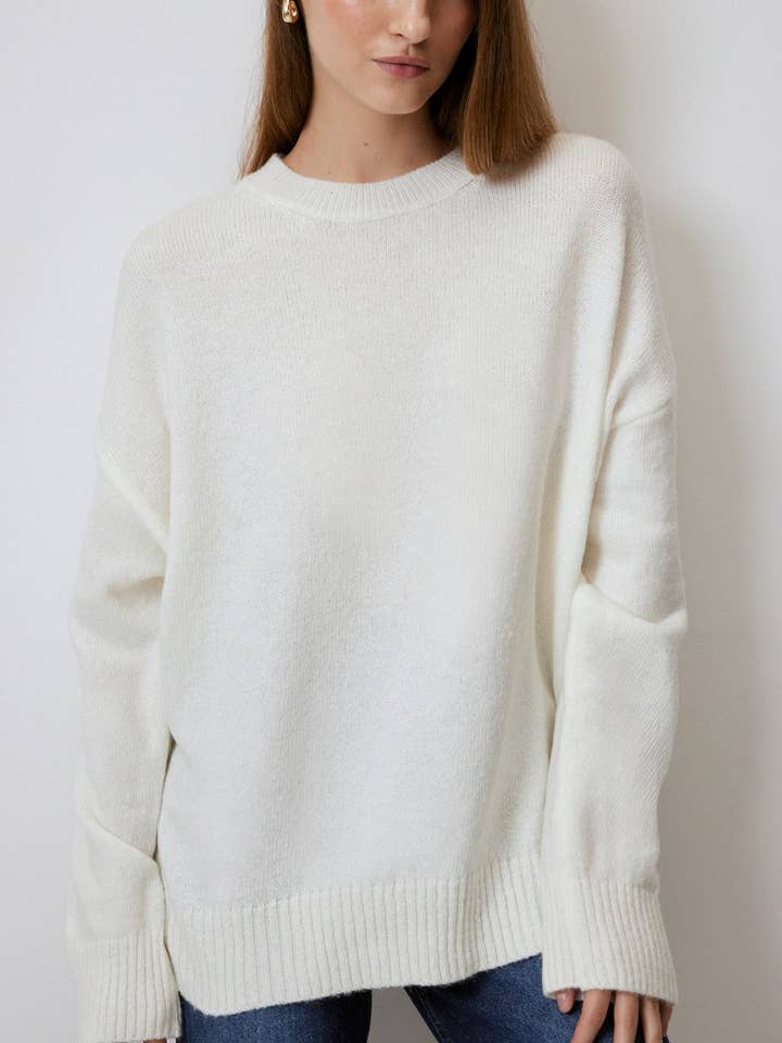 OVERSIZE STRIKTRØJE - AFSLAPPET HVERDAGSLAG for engroshandel hos Touché Privé