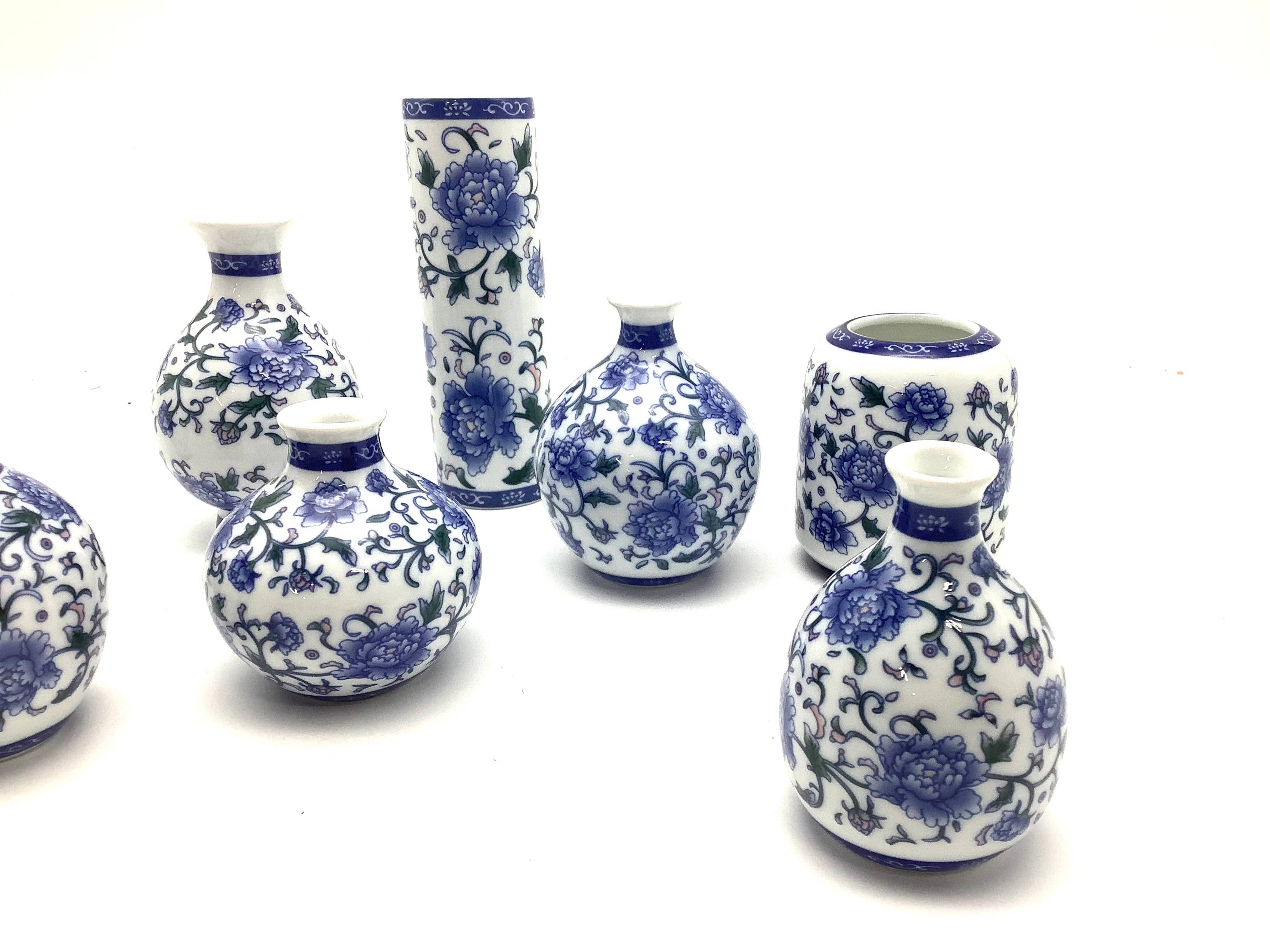 All Little Cute Things - Wholesale Vase - Assortment Blue and White  Bud Flower Vases, Centerpieces2