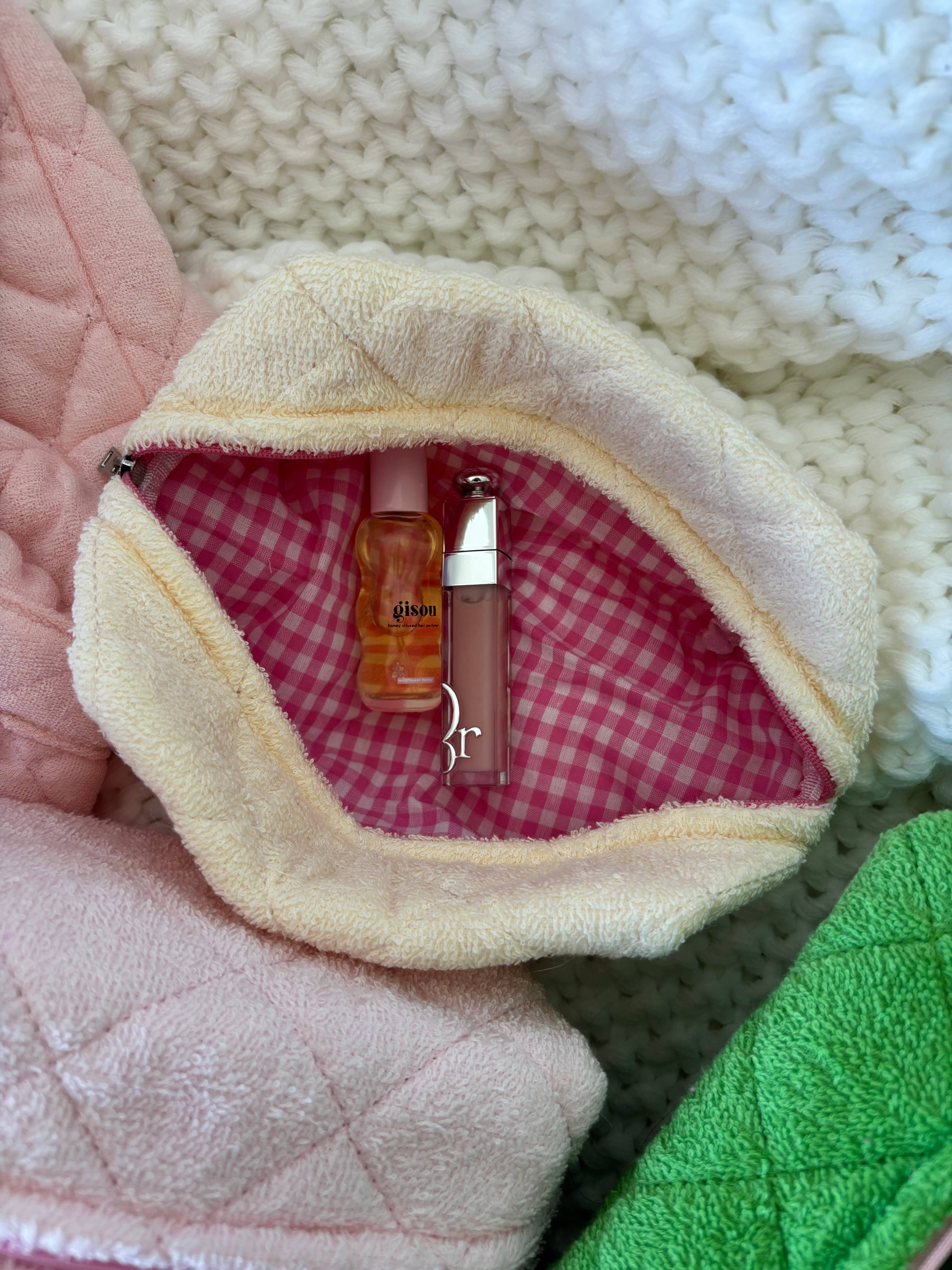 LoveLina - Wholesale Makeup/Cosmetic Bag - QUILTED MAKE UP BAG TOILETRY BAG (TERRY REG NEW)3