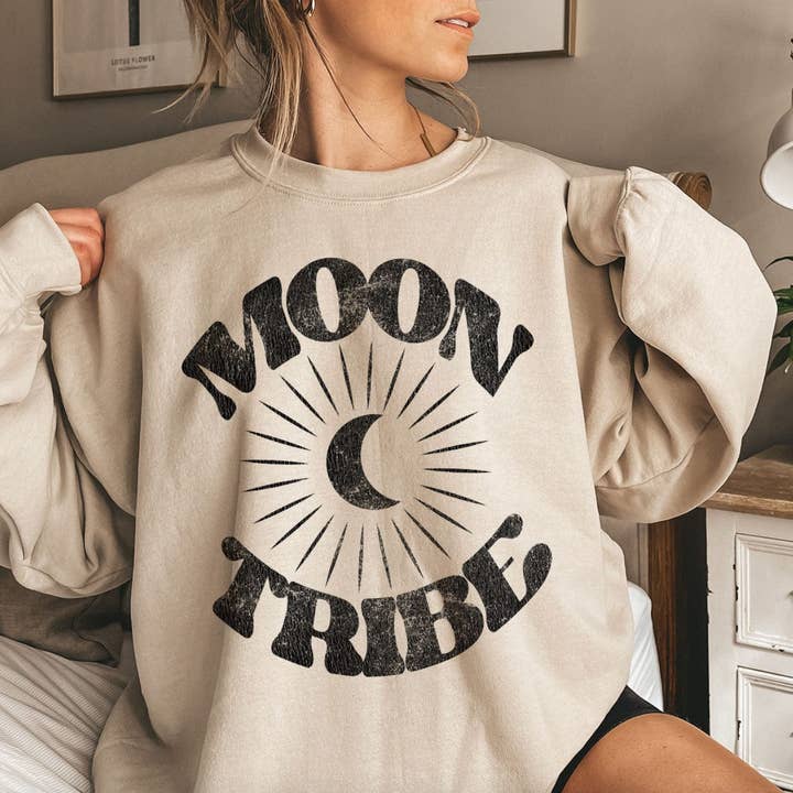 THE LATTIMORE CLAIM - Wholesale Graphic Sweatshirt - Women's - Moon Tribe- Cream Sweatshirt