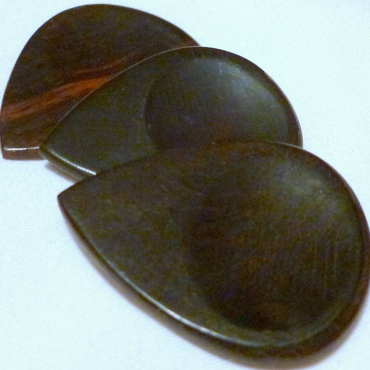 GripWood Ebony (lot de 3 médiators) pour la vente par US Blues Artist Quality Guitar Picks