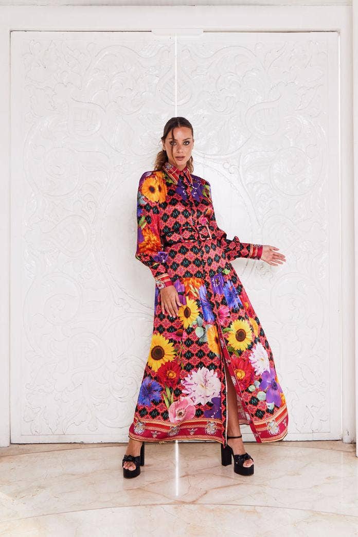 MACKENZIEMODE – Engroshandel Kjole - Dame – KEJSERINDE SILKE MAXI ~ HEMMELIG HAVE2