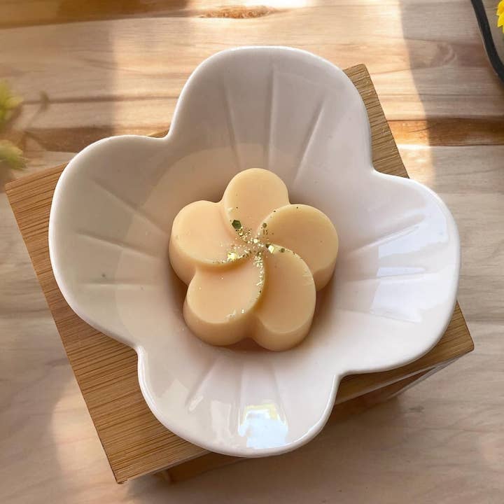 Zonnebrandcrème - Geurende fondant
voor wholesale door Les P’tits Coeurs de Breizh