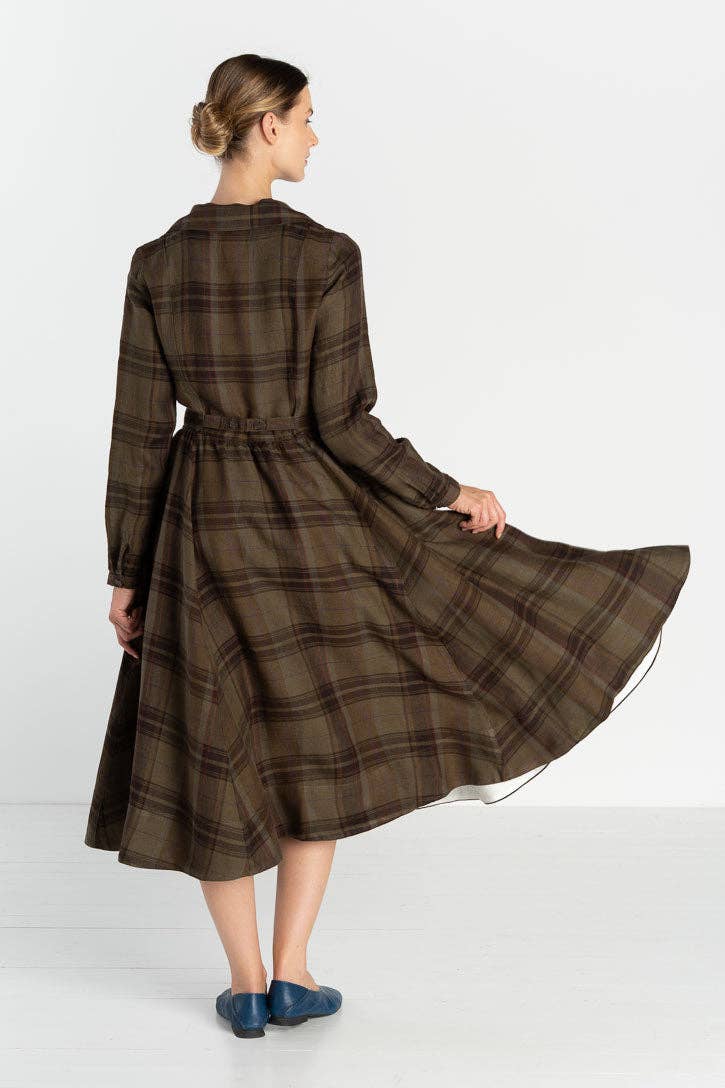 Son de Flor - Venta al por mayor Vestido - Mujer - Enola – Vestido Midi de Lino a Medida con Cuello con Muesca16