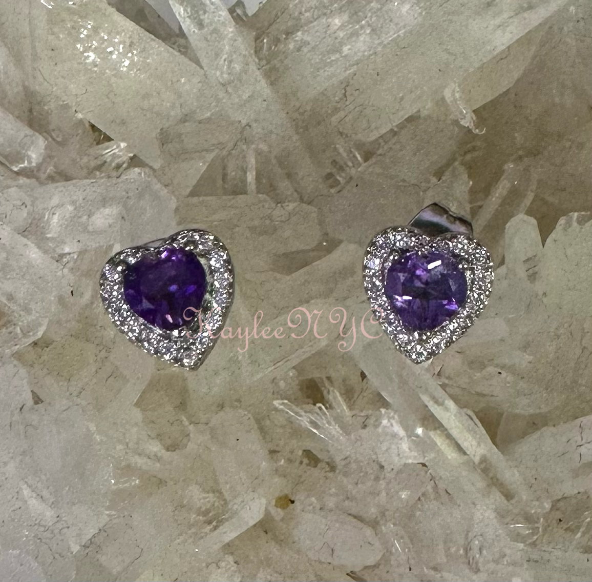 KayleeNYC - Vendita all'ingrosso Orecchini a bottone - Orecchino a Perno in Argento Sterling con Cuore di Ametista Naturale3