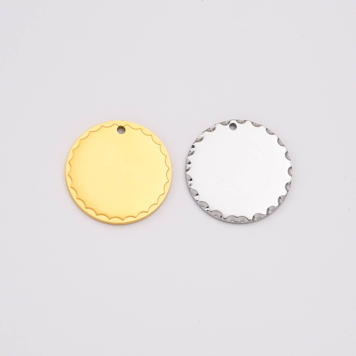 Beads Creation - Wholesale Individual Charm/Pendant - Stainless Steel Circle Round Charm Blank for Engrave, CP21395