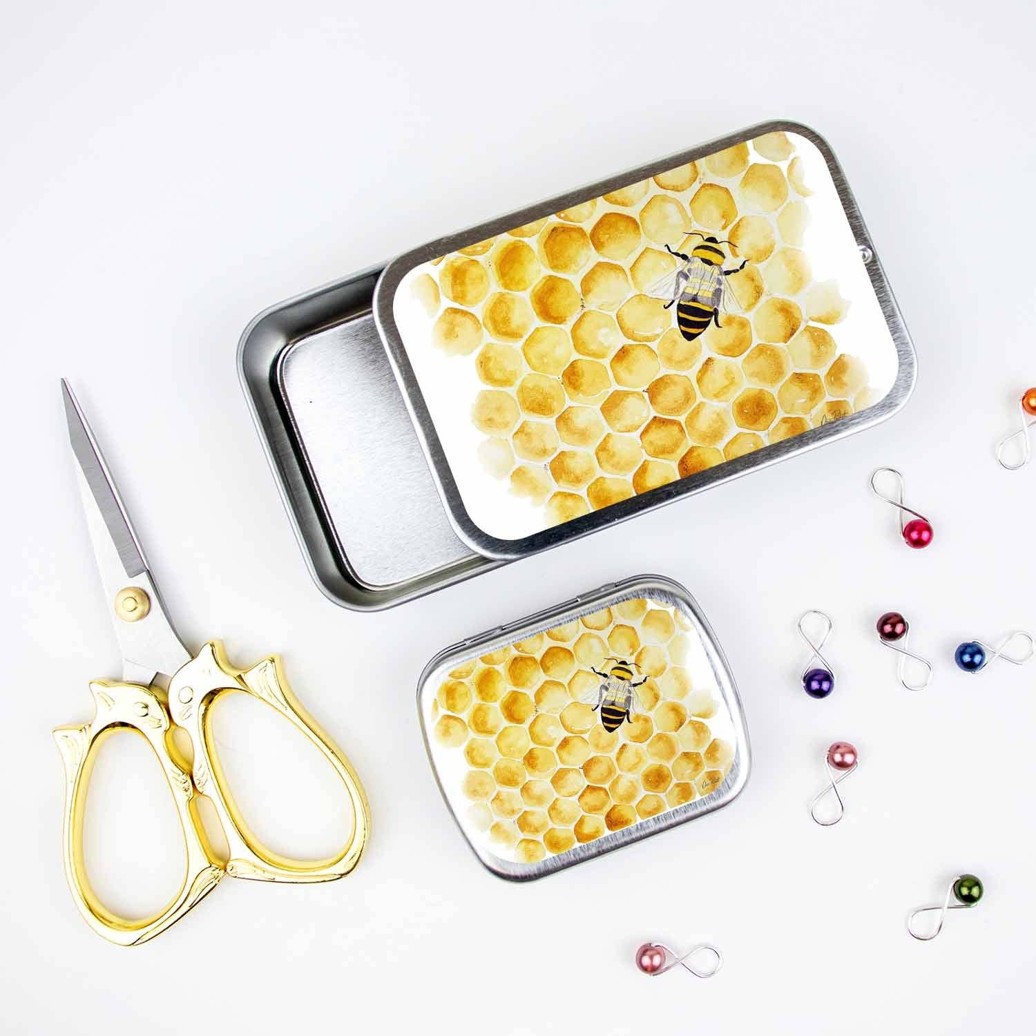 Twice Sheared Sheep - Wholesale Knitting/Crochet Supplies - Honey Bee Stitch Marker Storage Tin3