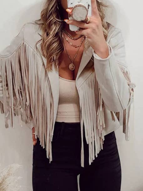 UNISHE - Wholesale Jacket - Women's - Long Sleeve Faux Suede Tassel Jacket TOPW1777