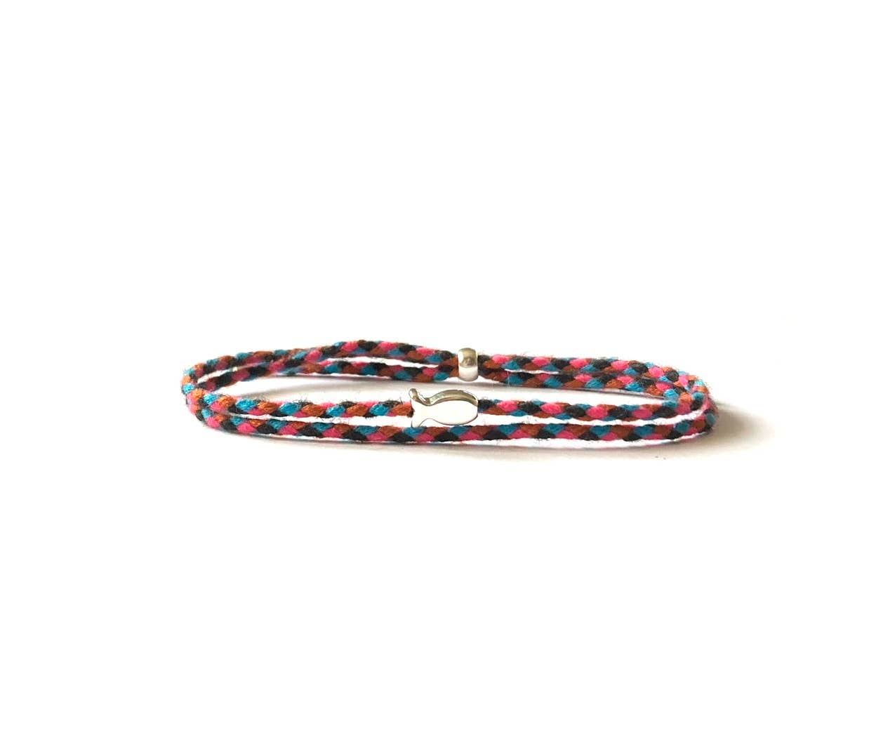 MundoconAlma* - Wholesale Woven/Braided Bracelet - Fish bracelet in braided cord - Make a Wish · Fiesta1