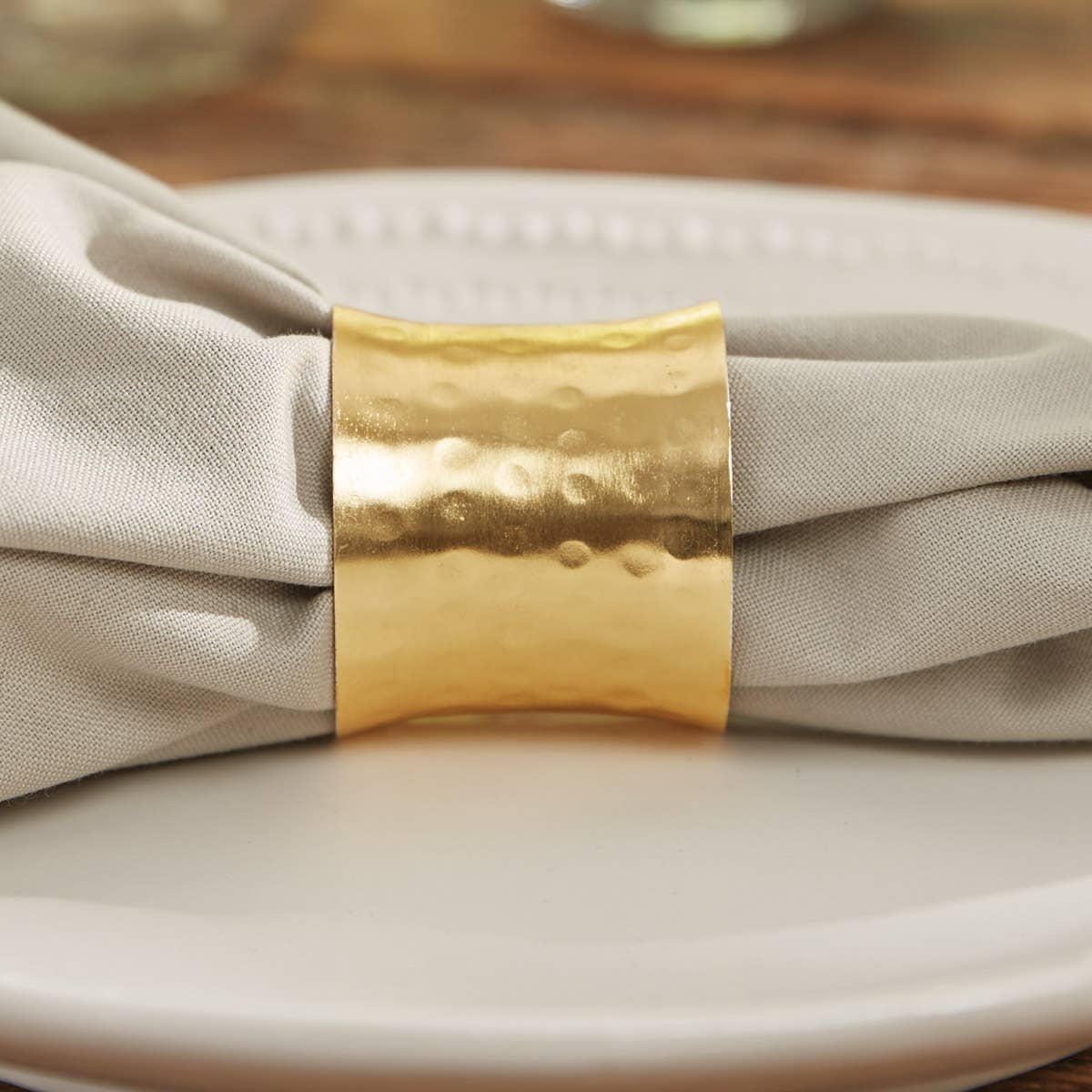 Split P - Wholesale Napkin Ring - Hammered Gold Cuff Napkin Ring1