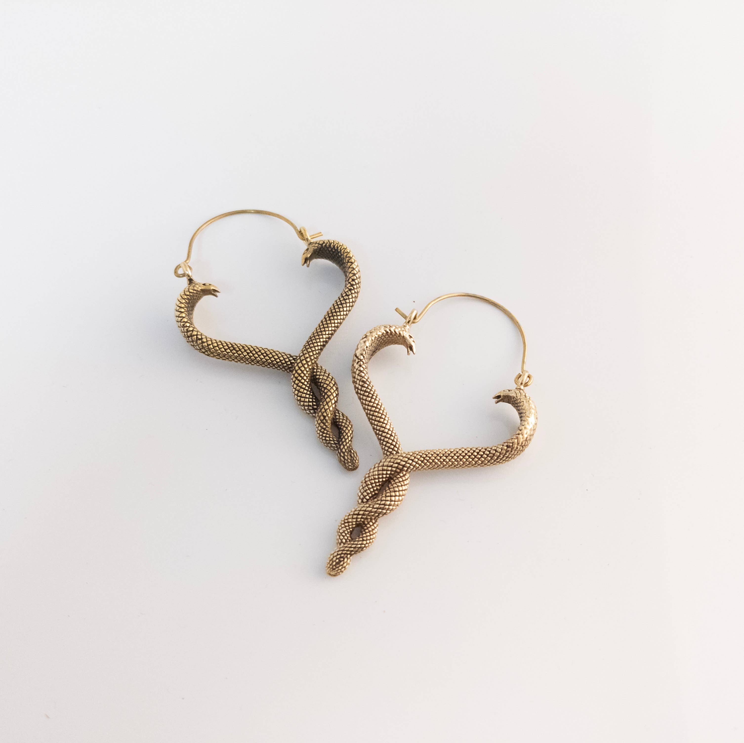 Tenzing Collections - Wholesale Dangle Earrings - Snake Earrings, Golden and Silver3