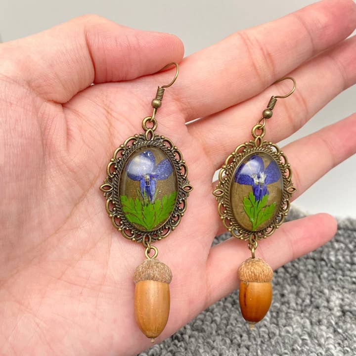 Mio Queena - Wholesale Dangle Earrings - Vintage Genuine Dried Acorn & Flowers Charm Earrings - PDF3