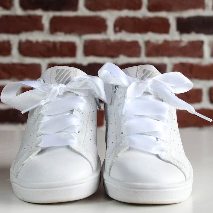 furiouslaces – Großhandel Schnürsenkel – Unisex – Weiße Schnürsenkel aus Satinband2