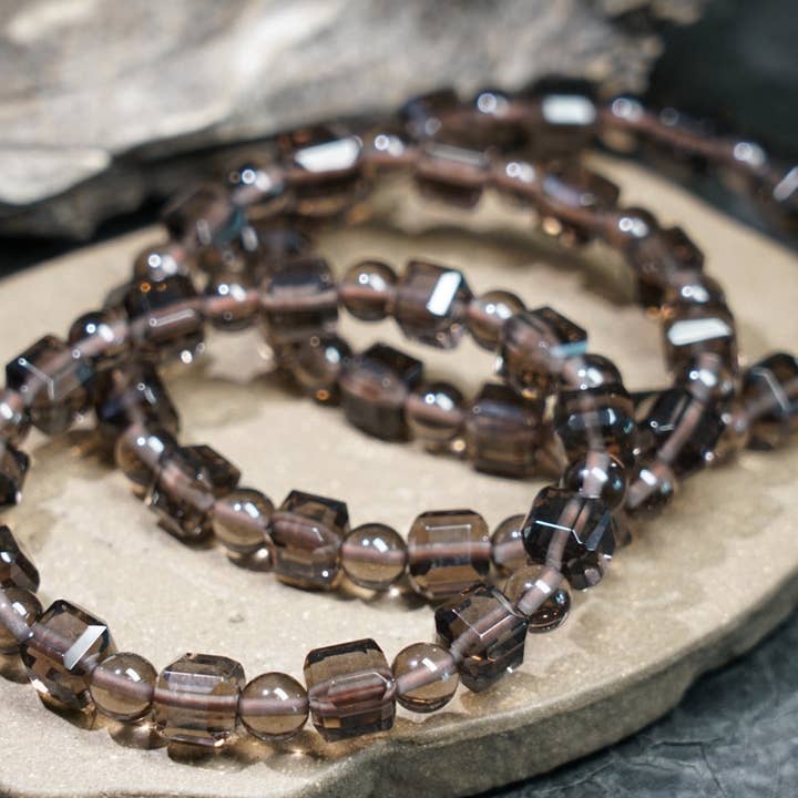 Moon Rituals – Engroshandel Perlearmbånd – Is Obsidian Terning Armbånd – Naturligt Sort Krystal Smykke til Beskyttelse, Jordforbindelse & Julekrystalgave1