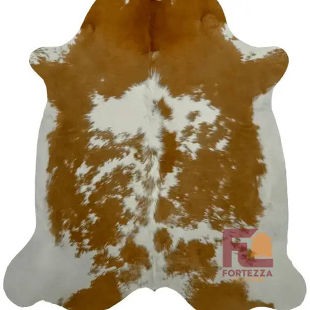 Chromatic Brown & White Cowhides Rugs Large 6' x 7'Case of 5 for wholesale by Fortezza Leather