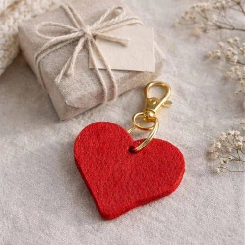 Scandinavian Hearts - Wholesale Purse/Bag Accessory - Women's - Felt Heart Purse Charm Minimalist Ksychain10