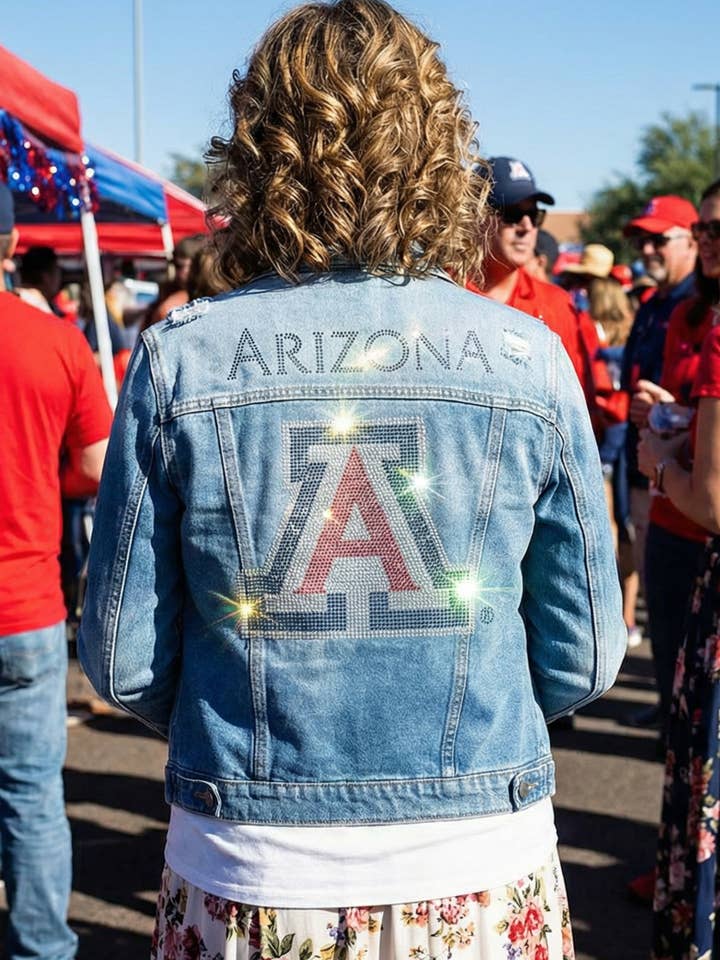 University of Arizona Block A Blå Denimjakke for engroshandel hos Moving Forward Designs