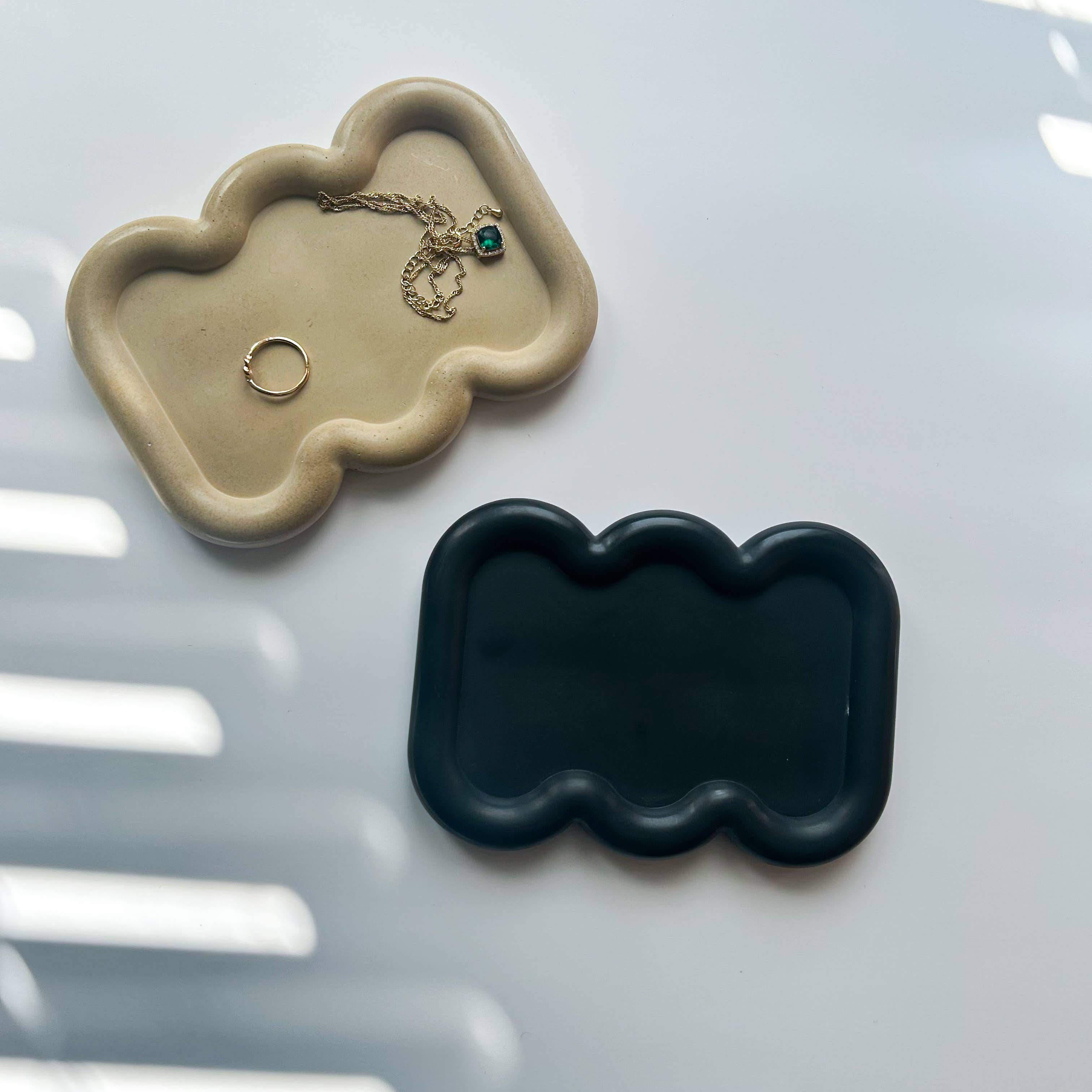 My Terracotta Home - Wholesale Jewelry Dish - Mau Wavy Trinket Tray | MTH Jewelry Tray | Candle Tray 3