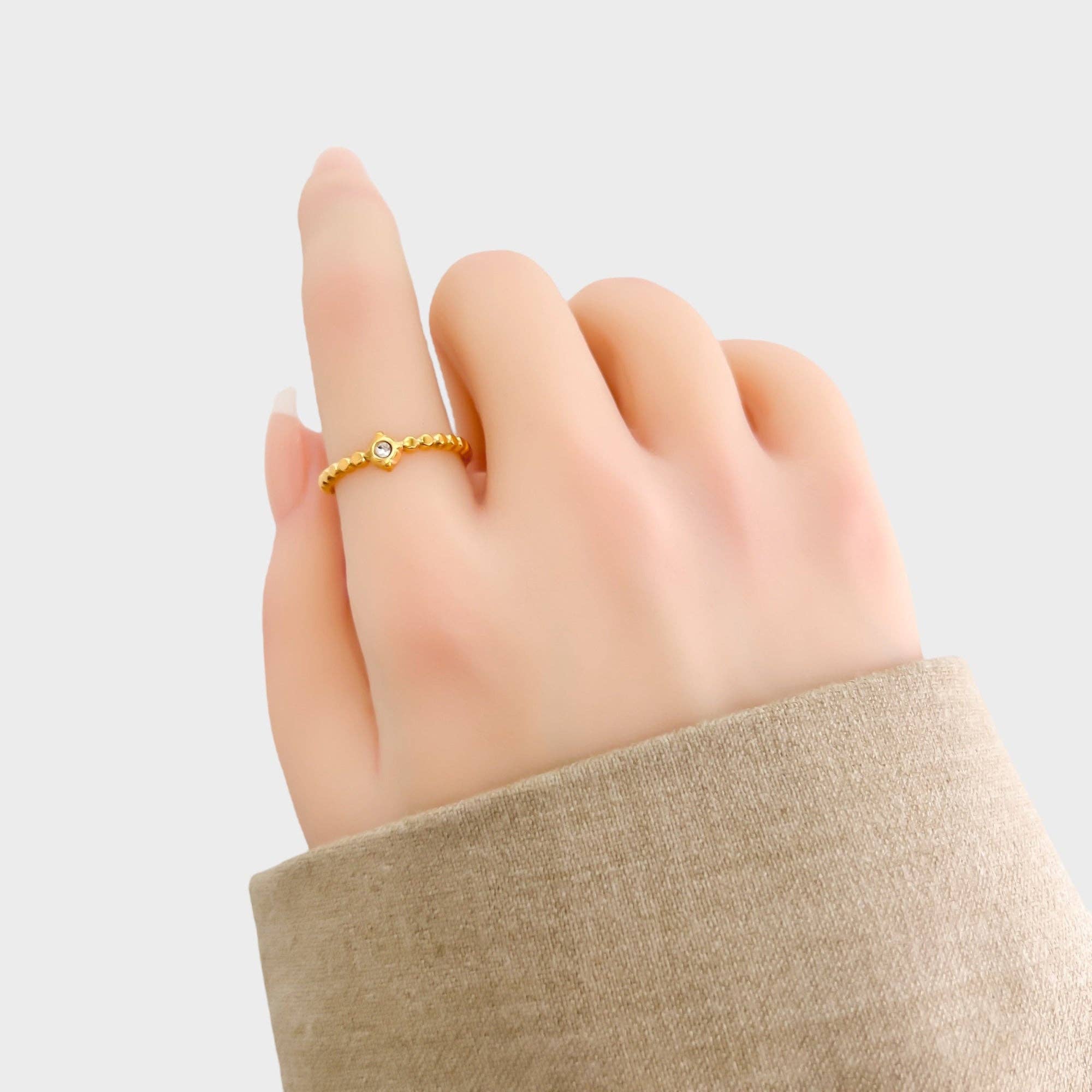 OMG Blings - Wholesale Single Stone/Solitaire Ring - S6R024 - Water Resistant Ring1