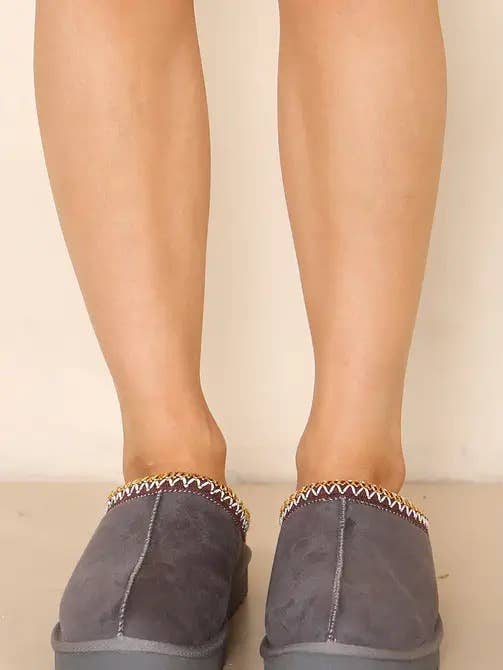 No Doubt Shoes - Wholesale Slippers - Women's - WOMENS FAUX SUEDE EMBROIDERED COZY SLIPPERS BOOTS11