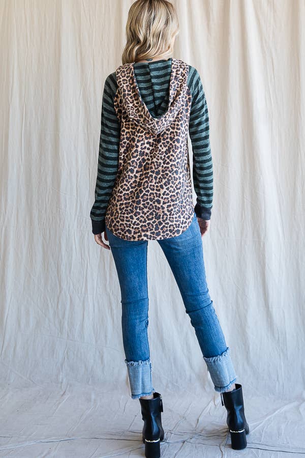 7th Ray – Großhandel Hoodie – Damen – Leopardenstreifen Ärmel Kordelzug Kapuzenpullover T44366