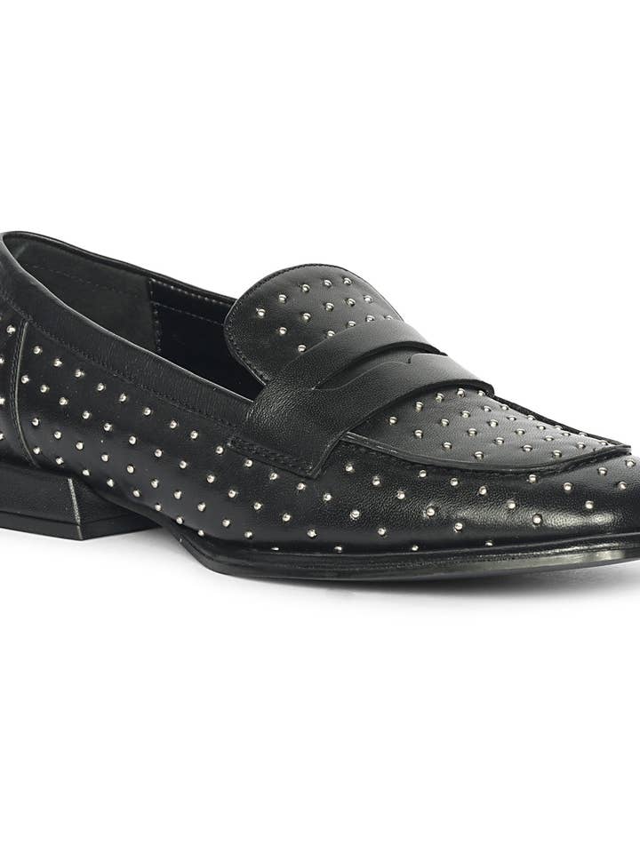 Carol - Hællofers for engroshandel hos Future Brands Group