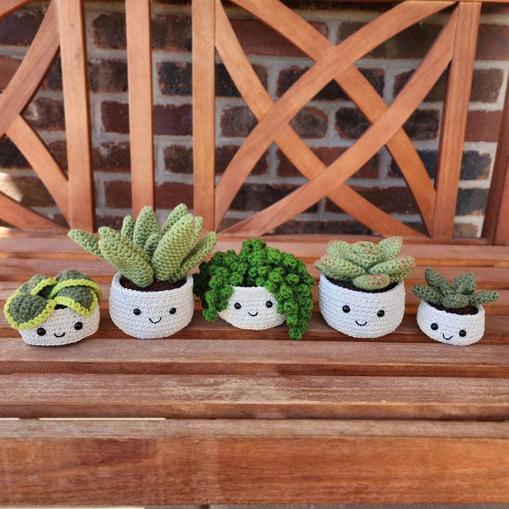 TOMOPOD LLC - Wholesale Decorative Tabletop Object - Crochet Succulent Plant, Houseplant Decor, Plant Lover Gift
