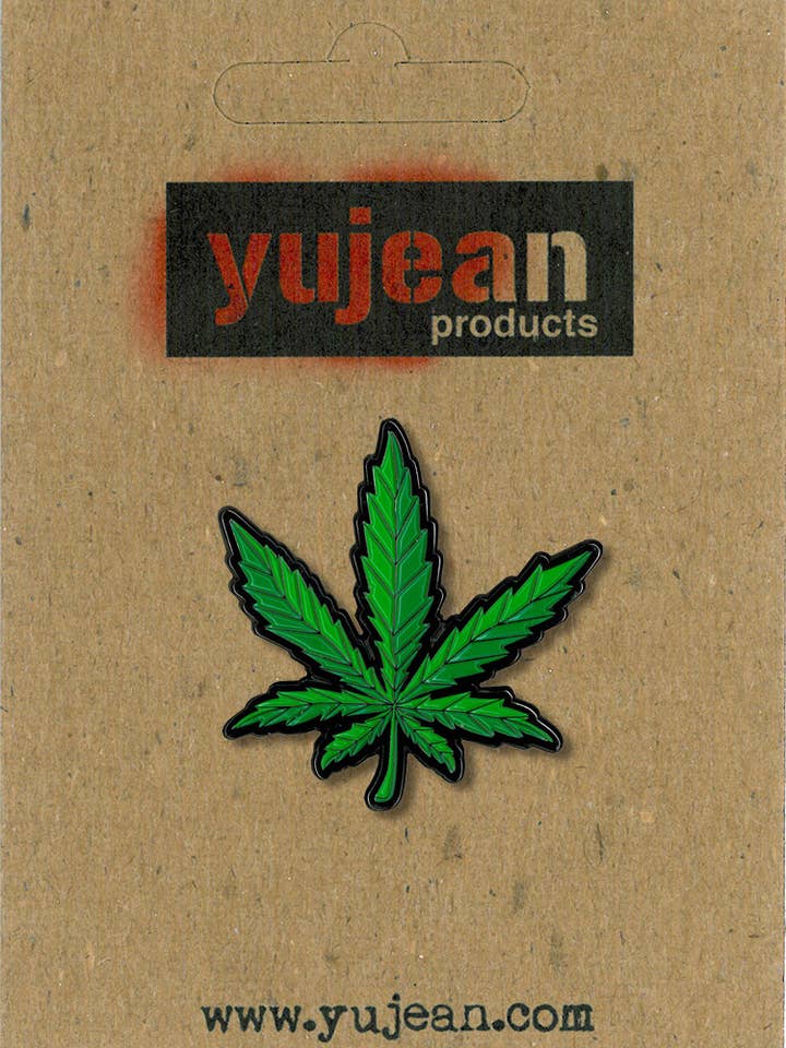 Leaf Enamel Pin-E1003 for wholesale by Yujean